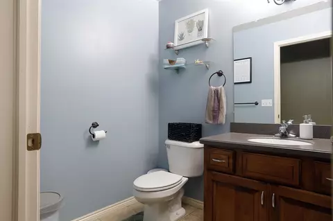 Bath - 807 War Bonnet, Tecumseh, MI 49286 photo 3 of 5