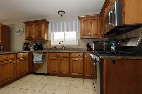 Kitchen - 807 War Bonnet, Tecumseh, MI 49286 photo 1 of 2