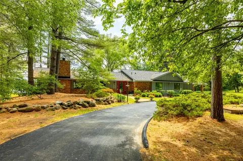 9200 Glenbrook, Gregory, MI 48137