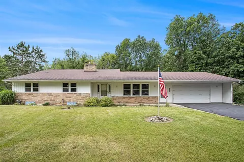 448 M-89, Plainwell, MI 49080