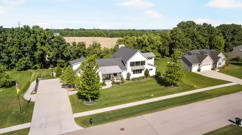 565 Midgrove, Zeeland, MI 49464