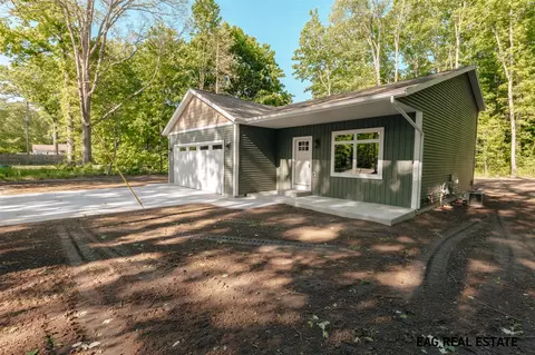 2182 N Getty, Muskegon, MI 49445