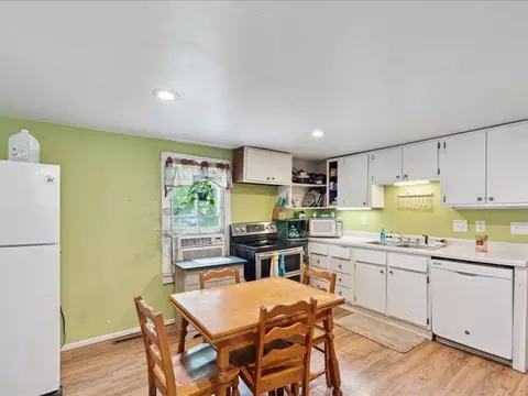 1015 S Marshall, Marshall, MI 49068 photo 9