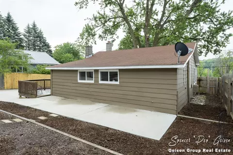 510 Crooks, Belding, MI 48809 photo 35
