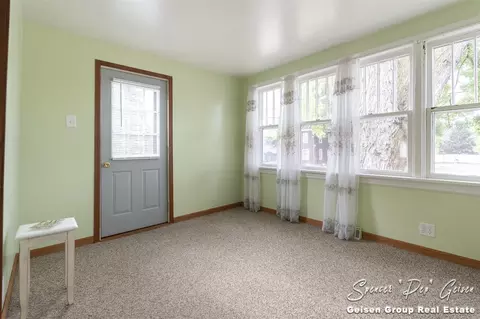 510 Crooks, Belding, MI 48809 photo 4