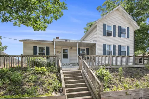 1104 3rd, Grand Rapids, MI 49504