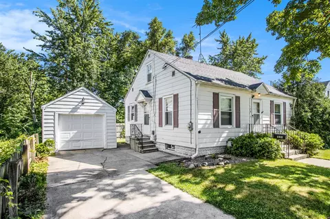 108 W Emerson, Kalamazoo, MI 49001