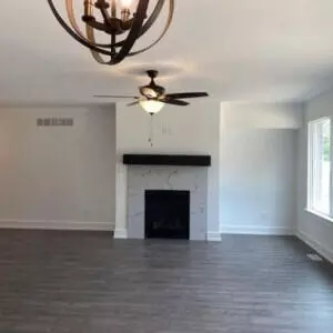 Living - 707 Chase Hanna, Dundee, MI 48131 photo 2 of 4