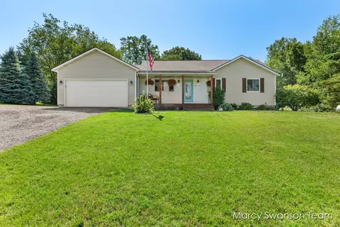16340 Wildwood Vly, Cedar Springs, MI 49319