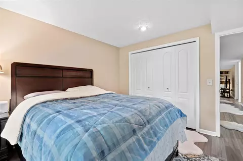 5686 Bayonne, Haslett, MI 48840 photo 25