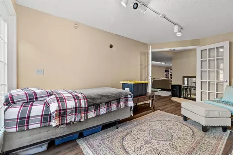 5686 Bayonne, Haslett, MI 48840 photo 23