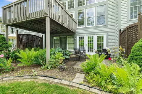 5686 Bayonne, Haslett, MI 48840 photo 33