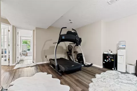 5686 Bayonne, Haslett, MI 48840 photo 31