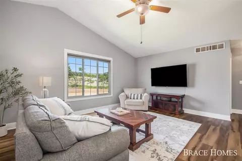 2230 138th, Dorr, MI 49323 photo 6