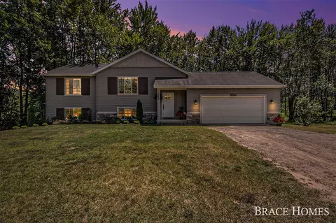 2230 138th, Dorr, MI 49323 photo 41