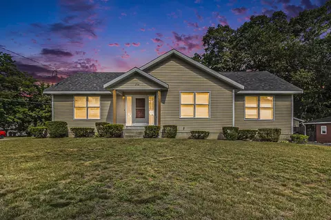1750 Ira, Grand Rapids, MI 49504