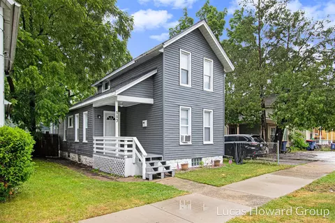 553 Lincoln, Grand Rapids, MI 49504