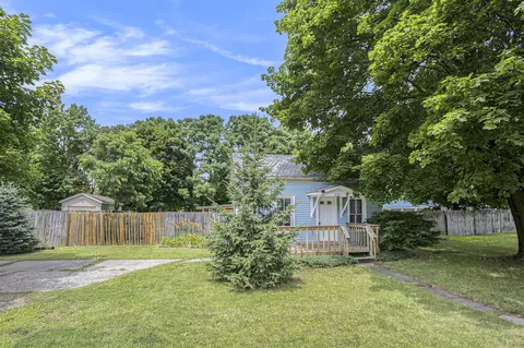Exterior - 632 W Main, Mendon, MI 49072 photo 2 of 5
