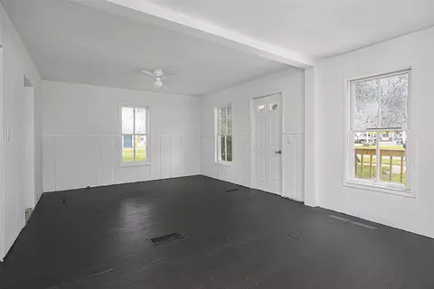 Living - 632 W Main, Mendon, MI 49072 photo 2 of 3