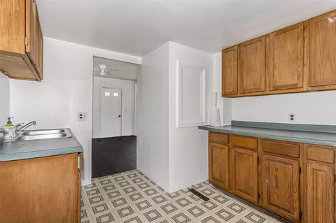 Entry Way - 632 W Main, Mendon, MI 49072 photo 1 of 1