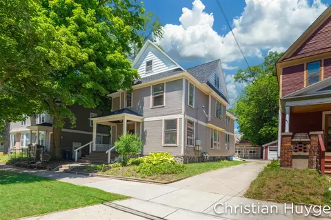 857 Fairmount, Grand Rapids, MI 49506