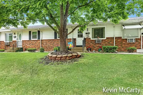 3362 Chestnut, Grandville, MI 49418