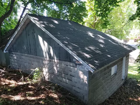 151 Harrison, Manistee, MI 49660 photo 5