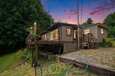181 Mill, Casnovia, MI 49318