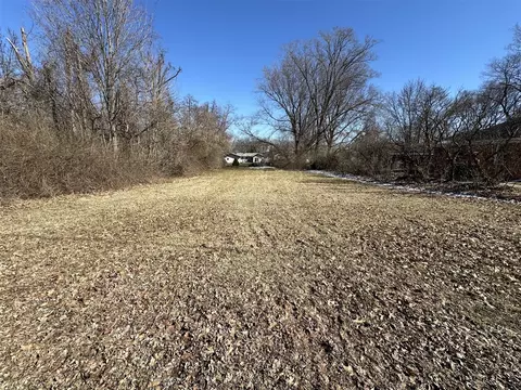 Red Arrow, Stevensville, MI 49127