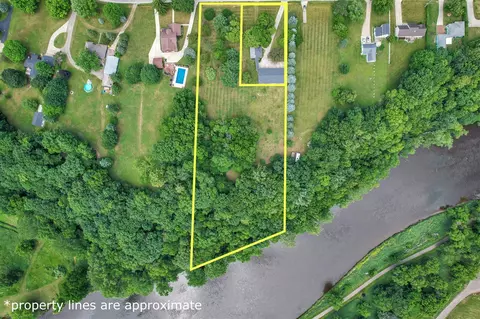 1121 Maynard, Portland, MI 48875