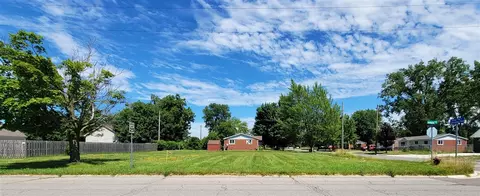 963 Indiana, South Haven, MI 49090