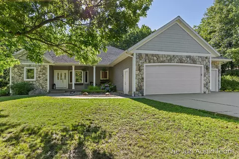 11420 Troy Vw, Rockford, MI 49341