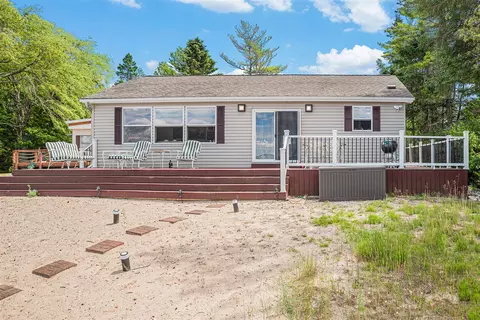 3885 Pointe, Carp Lake, MI 49718