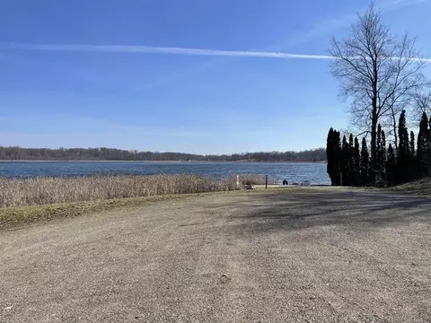 8809 Beechwood #4, Berrien Center, MI 49102