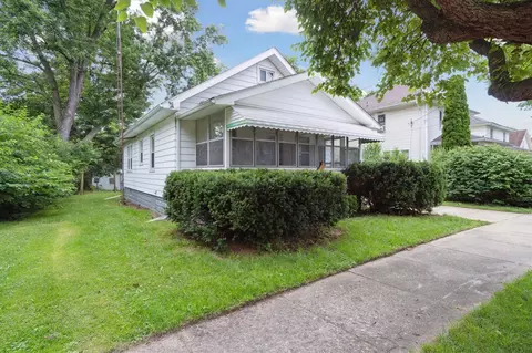 717 Kennedy, Jackson, MI 49202 photo 2
