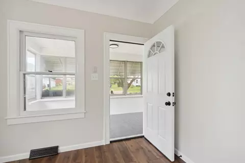 717 Kennedy, Jackson, MI 49202 photo 8