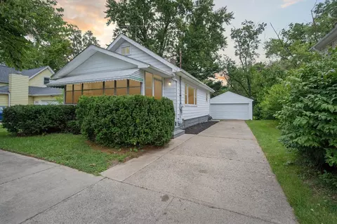 717 Kennedy, Jackson, MI 49202