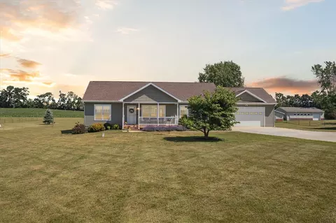 20706 Starbrick, Edwardsburg, MI 49112