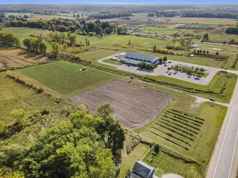 6250 S Warner, Fremont, MI 49412