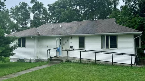 385 Sumner, Muskegon, MI 49442