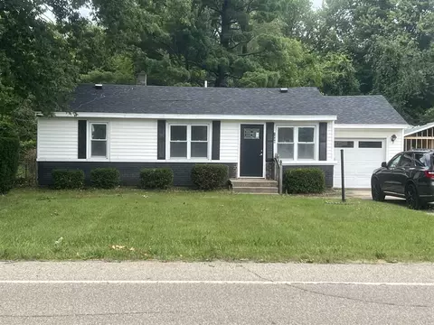 1449 Highland, Benton Harbor, MI 49022