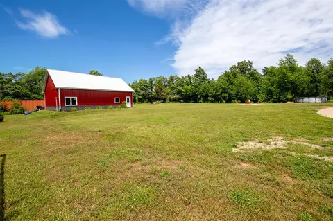 Exterior - 23994 Forest Shrs, Cassopolis, MI 49031 photo 4 of 15