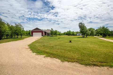 Exterior - 23994 Forest Shrs, Cassopolis, MI 49031 photo 5 of 15