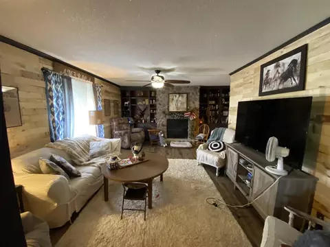 Living - 8731 Beecher, Pittsford, MI 49271 photo 1 of 1