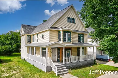 30 Putnam, Grand Rapids, MI 49507