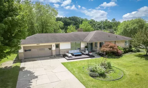 2414 Maple Vly, Kentwood, MI 49512