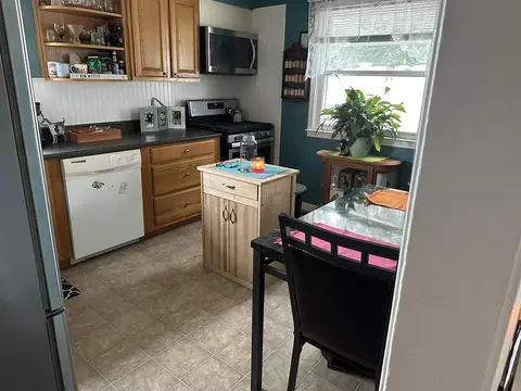 18317 Hinton, Riverview, MI 48193 photo 5