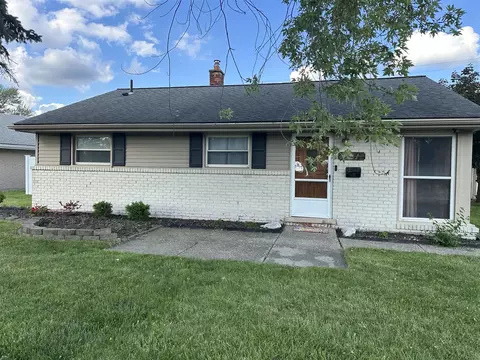 18317 Hinton, Riverview, MI 48193 photo 1