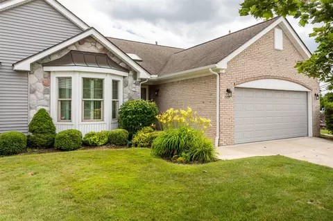 7255 Green Mdw, Canton, MI 48187 photo 2