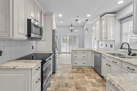 7255 Green Mdw, Canton, MI 48187 photo 8